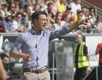 Niko Kovac skal i dag forsøge at besejre sin kommende klub Bayern München i den tyske pokalfinale. Frank Rumpenhorst/AP