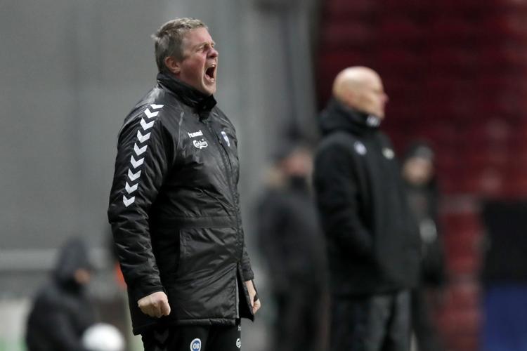  Kent Nielsen har vundet The Double med AaB og er manden, som har haft træneransvaret i næstflest superligakampe. 
   Jens Dresling/POLFOTO