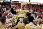 Træner Jess Thorup blev behørigt fejret, efter at FC Midtjylland havde vundet det danske mesterskab igen. Jens Dresling/POLFOTO