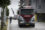 Indstille GPS, spise, drikke eller tale i mobil. Den slags aktiviteter under kørslen er distraherende for billister, og i denne uge forsøger Rigspolitiet i en kampagne at sætte forkus på uopmærksomheden. 
   Ladefoged Joachim/POLFOTO
