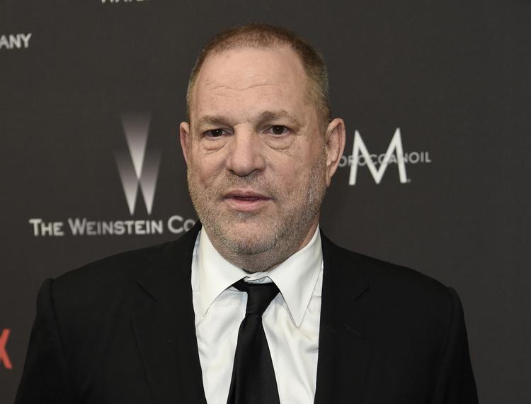 Efter anklager fra flere end 50 kvinder om voldtægt, seksuelle overgreb eller chikane, ventes Weinstein anholdt i morgen. Chris Pizzello/AP