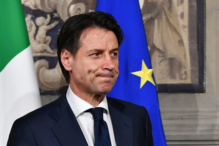 Søndag opgav Giuseppe Conte, der er udpeget til at blive Italiens næste premierminister, at danne regering. Nu overvejer landets præsident en midlertidig regering.  Vincenzo Pinto/Ritzau Scanpix