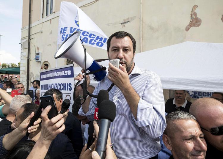Lega-leder Matteo Salvini, der har lovet at »stoppe invasionen« af udlændinge til Italien og udvise en halv million migranter, står til at blive Italiens nye indenrigsminister. Massimo Percossi/AP