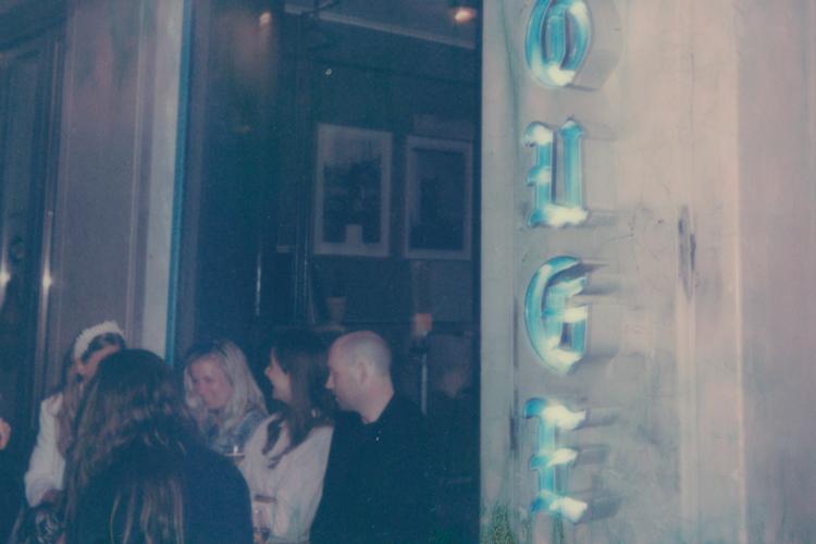 En dejlig by som København skal da have en østersbar. Det er folkene bag
Kødbyens Fiskebar og Rouge enige om, og derfor er de gået sammen om at
åbne Rouge Oysters. Pr-foto: Fryd Frydendahl