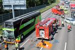 
    Uheld med to busser involveret har skabt massiv kø på motorvejen ved Solrød  Mathias Øgendal/Ritzau Scanpix
