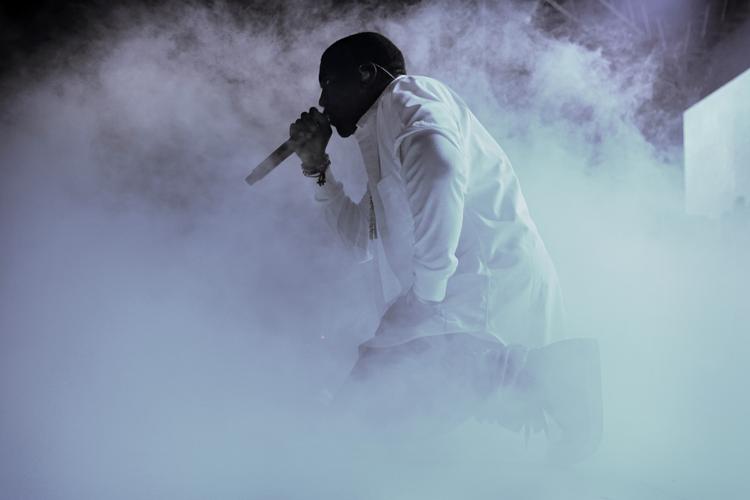 Den amerikanske musiker Kanye West er medejer af Tidal, der er anklaget for svindle med lyttertal. Blandt andet mener den norske avis Dagens Næringsliv at kunne dokumentere, at der er blevet fuske med mange millioner  afspilninger af Kanye West-albummet 'The Life of Pablo'. Martin Lehmann/POLFOTO