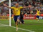 Henrik Larsson  spillede i alt 106 landskampe for Sverige i perioden1993-2009, og han scorede 37 mål. Kevork Djansezian/AP