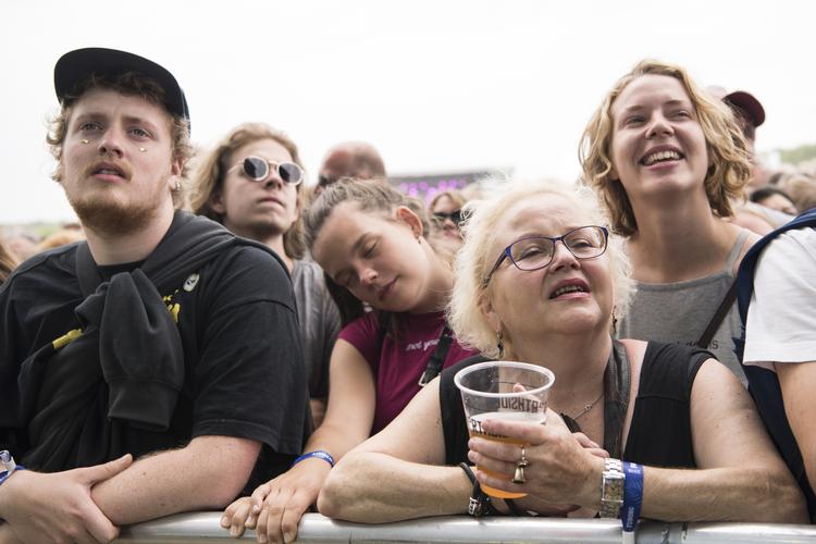 »Sommeren er forbi nu«, sang C.V . Jørgensen lørdag eftermiddag, da han spillede på blå scene til årets Northside festival. Helle Arensbak/Ritzau Scanpix