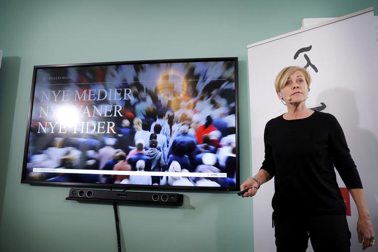 Kulturminister Mette Bock og regeringen vil lukke FM-båndet for at fremskynde overgangen til digital radio.    Jens Dresling (arkivfoto)/POLFOTO