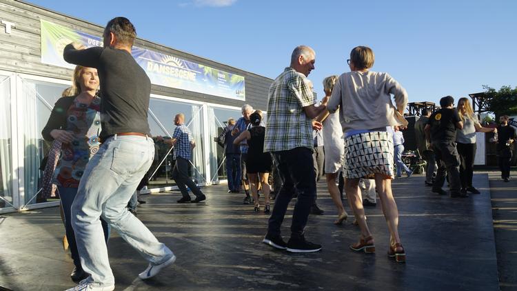 Få sved på panden til eksotiske rytmer, når Kulturhuset ved Islands Brygge byder op til gratis dans.  Palle Vedel
