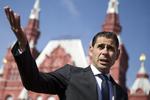 50-årige Fernando Hierro er kommet på en stor opgave under VM med sin uventede udnævnelse til spansk landstræner. 
   Pavel Golovkin/AP
