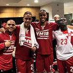 De fire mørke  landsholdsspillere – fra venstre Martin Braithwaite, Yussuf Yurary Poulsen,  Mathias ’Zanka’ Jørgensen og Pione  Sisto – er stolte af deres rødder og af at være danske, hvilket de viste med dette billede, efter at de havde været med til at kvalificere Danmark til VM. Privatfoto