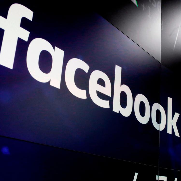 Ifølge fagfolk har op mod 100.000 danske firmaer, myndigheder og foreninger oprettet en facebookside.  Richard Drew/AP