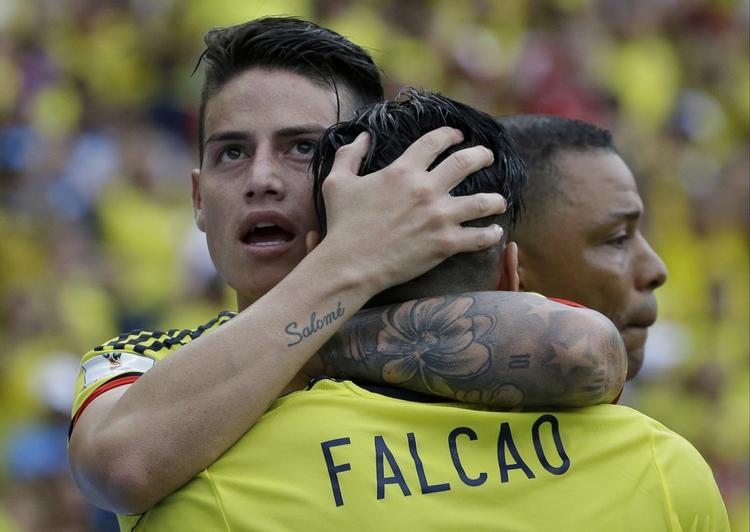 Radamel Falcao og  James Rodriguez er to af sydamerikanernes store stjerner.  Ricardo Mazalan/AP