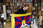 Anders Højmark Andersen blev afvist 15. juni 2012, da han forsøgte at løbe op på Kastellets voldkrone med et tibetflag. Nu 
   Melissa Kühn Hjerrild/POLFOTO