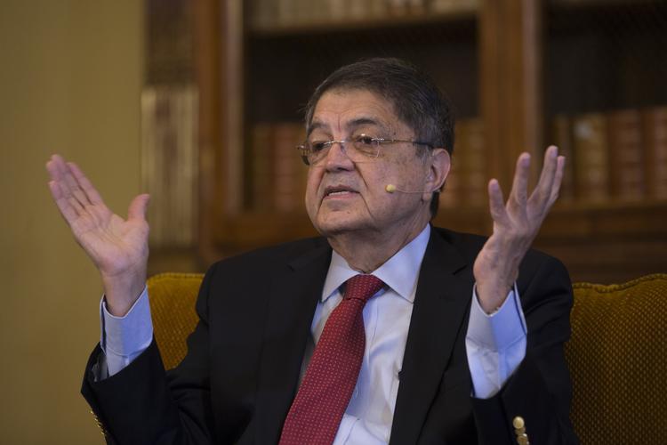 Sergio Ramirez mener, at Nicaraguas regering har til formål at skabe terror blandt befolkningen. Francisco Seco/AP