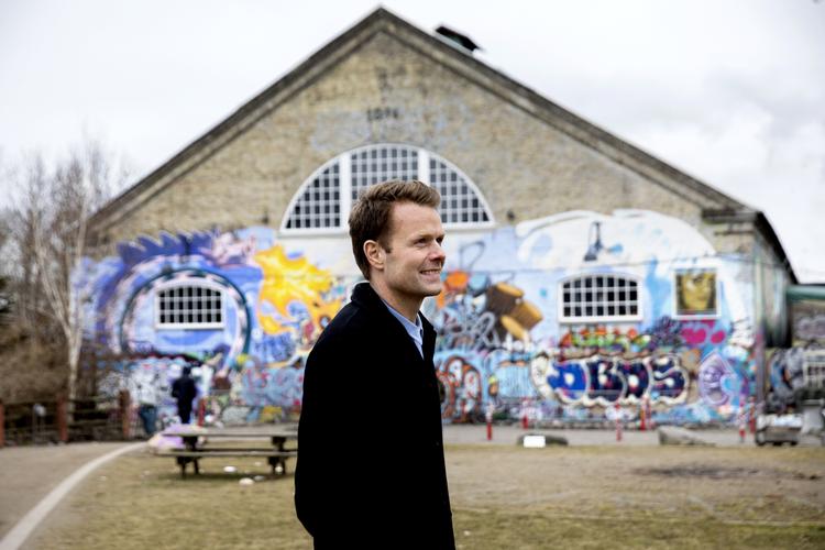 Niko Grünfeld, kultur- og fritidsborgmester i København, har været med til at beslutte, at kommunen skulle købe de 20 hvide A4-ark.   Finn Frandsen/POLFOTO