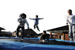 Flere føler sig generet, når der hoppes på trampoliner.  Arkivfoto Dalhoff Casper/POLFOTO