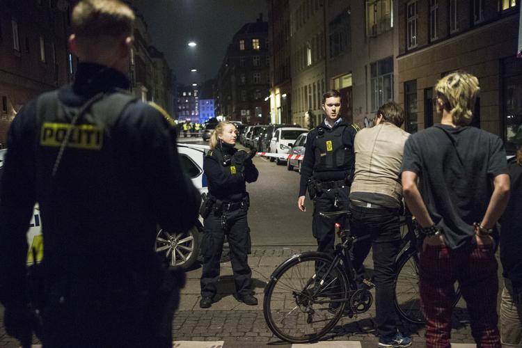 Bandekrigen rasede i 2017, her efterforsker politiet et skyderi, efter en mand er ramt af skud i Griffenfeldsgade på Nørrebro.  Tycho Gregers/POLFOTO