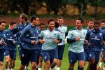 Ferdinand, Lampard og Terry. Tre verdensstjerner i en af de flere engelske VM-trupper, som aldrig formåede at vinde VM. Ifølge Rio Ferdinand på grund af, at den interne rivalisering fra hverdagen i klubberne ikke blev lagt på hylden i landsholdslejren. Steve Parsons/AP