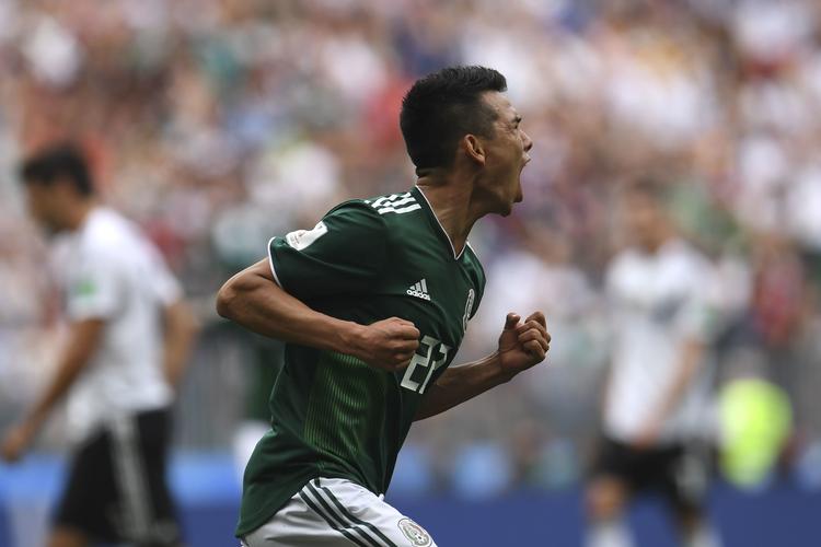  Hirving Lozano -  helt og forårsager af jordskælv.   Patrik Stollarz/Ritzau Scanpix