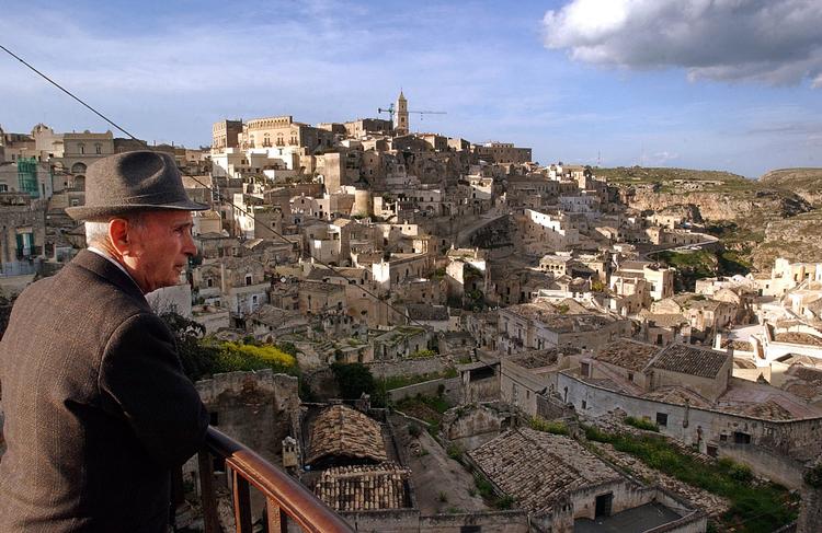 Grottebyen Matera er en enestående oplevelse. Byen er på Unescos verdensarvsliste og er udråbt til Europæisk Kulturby 2019. Andrew Medichini/AP