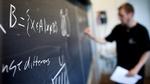Der er stadig 250 millioner kroner til at efter- og videreuddanne lærerne. Nu foreslår KL, at pengene bruges til andet end løft af linjefagene.  Jens Nørgaard Larsen / Ritzau Scanpix