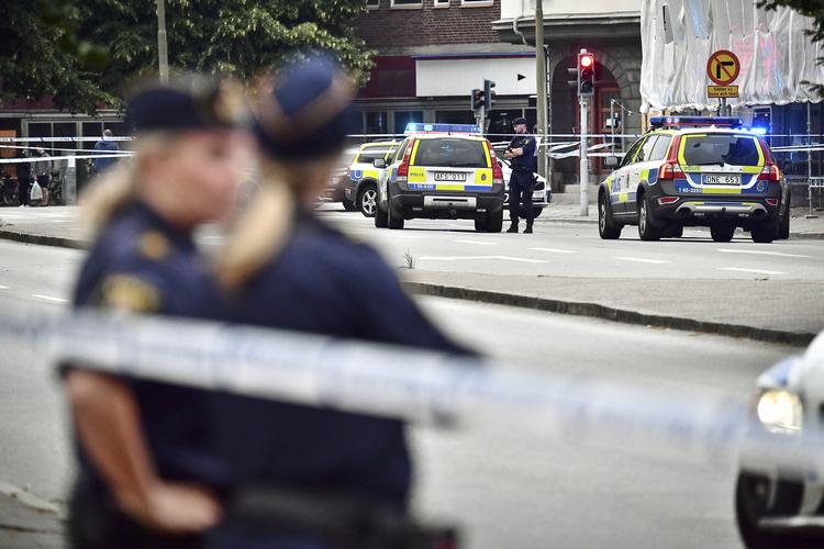 
   Politiet er massivt til stede i Malmø 50090 Johan Nilsson/tt/Ritzau Scanpix