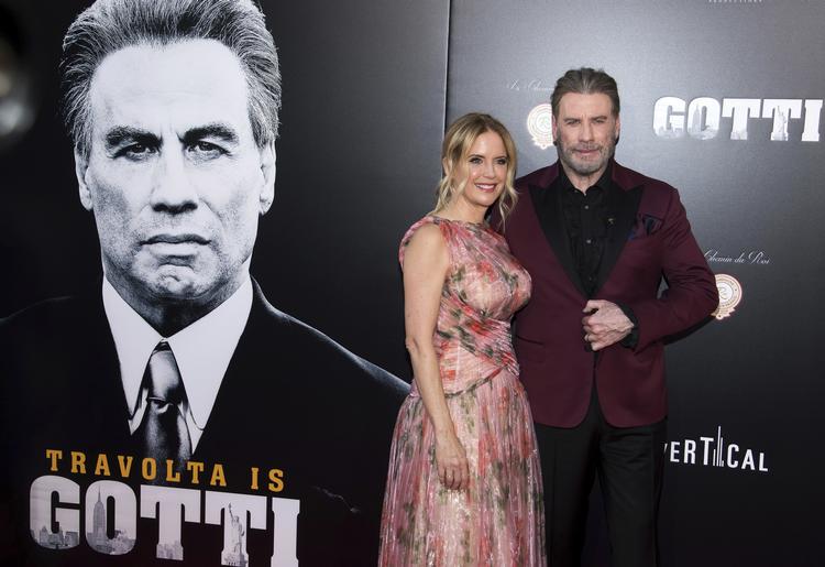 
    »Bedrøveligt makværk«. Den biografaktuelle gangster-film 'Gotti' med John Travolta i hovedrolle får hård medfart af anmelderne.  Charles Sykes/AP