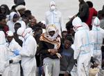 Migranter ved Catania på Sicilien. Salvatore Cavalli/AP