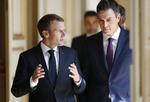 Den franske præsident, Emmanuel Macron og Spaniens premierminister, Pedro Sanchez.
   Thibault Camus/AP