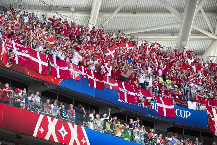 Et udsnit af de danske tilskuere og deres bannere i Samara.














Danmark spiller VM
   Finn Frandsen/POLFOTO