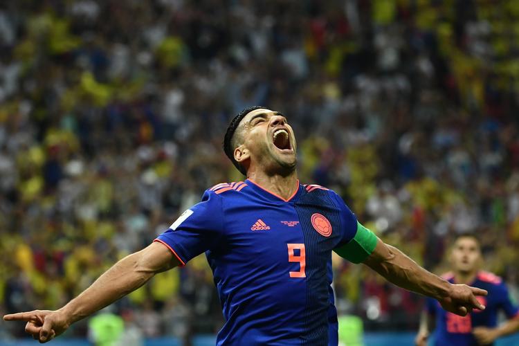 Radamel Falcao blev ramt af en slem knæskade før VM i 2014. Men mod Polen fik han scoret sit første VM-mål i en alder af 32 år. Jewel Samad/Ritzau Scanpix