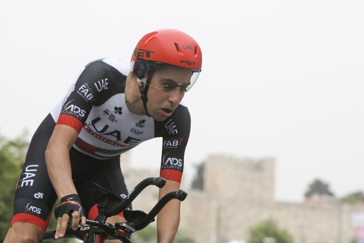 Fabio Aru måtte udgå af Giro d'Italia på 19. etape og vender først tilbage i slutningen af juli.
   Sebastian Scheiner/AP
