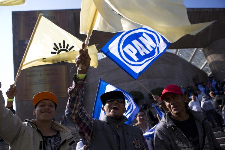 Under det konservative parti PAN's regeringsperiode eksploderede antallet af mord, da narkokartellerne sprængtes op i utallige konkurrerende grupper. Rebecca Blackwell/AP