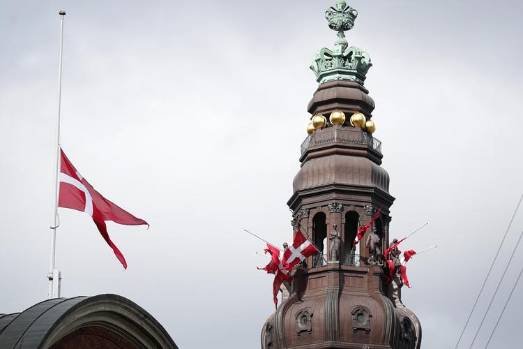 Et år efter at de nye regler vedrørende partistøtte trådte i kraft, er det det stadig svært for borgere at få indsigt i pengestrømmene fra private til partier i mange kommuner.  Jens Dresling/POLFOTO