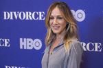 Selv om Sarah Jessica Parker ikke har arbejdet i forlagsbranchen før har hun længe været en entrepenant kvinde og har både designet en sko-serie og også produceret HBO-serien 'Divorce', som hun også selv spiller hovedrollen i. Charles Sykes/AP