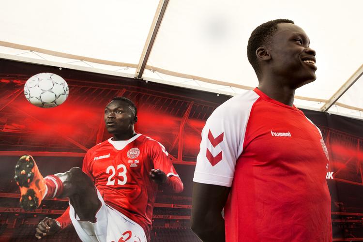 Pione Sisto vil ikke diskutere sine præstationer offentligt - og gør det så alligevel en lille smule. Finn Frandsen/POLFOTO
