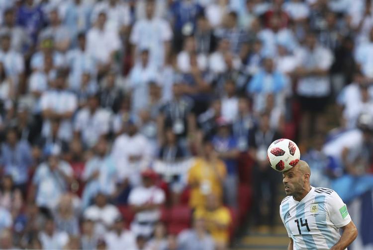 Javier Mascherano har i en årrække været en klippe i den argentinske defensiv, men i Rusland har han vist svagheder, og nu er det slut.
   Thanassis Stavrakis/AP