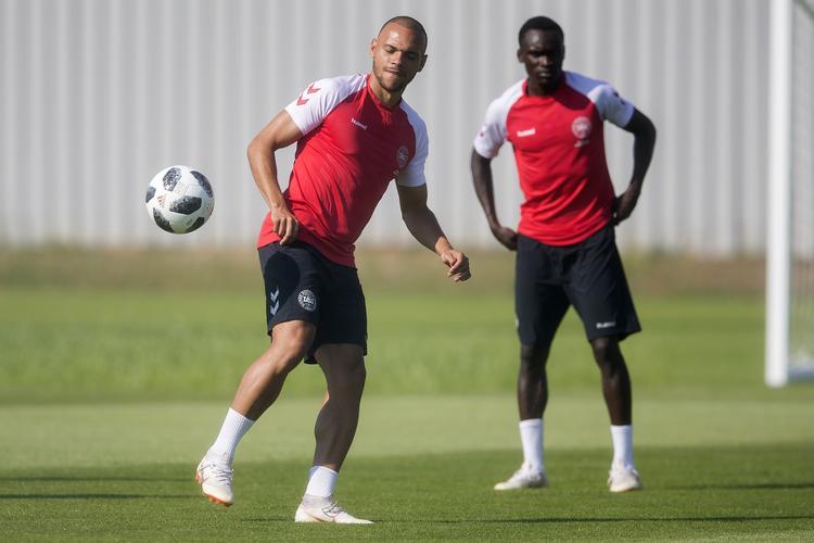 Martin Braithwaite - her i forgrunden - erstatter Pione Sisto på venstrekanten mod Kroatien. Finn Frandsen/POLFOTO