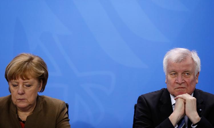 
   Den tyske kansler Angela Merkel og CSU's Horst Seehofer. Odd Andersen (arkivfoto)/Ritzau Scanpix