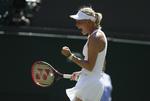 Kroatiske Donna Vekic vinder over Sloane Stephens i første runde ved Wimbledon.  Kirsty Wigglesworth/AP