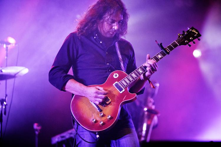 I 2015 sendte DR direkte tv fra en række Roskilde-koncerter, heriblandt The War on Drugs på Arena-scenen. Siden har mediet ikke sendt fra konceterne, men det ændrer sig i år. Arkivfoto Lasse Kofod