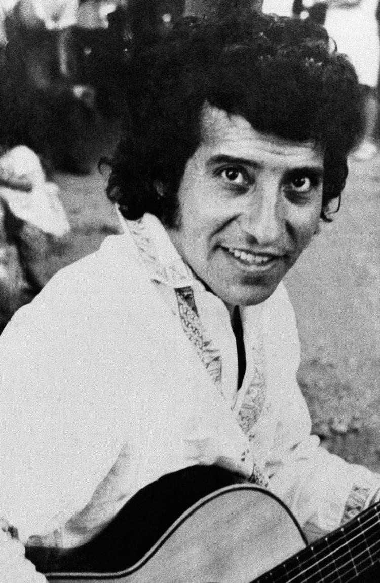Victor Jara blev blot 40 år, inden han blev slået ihjel. Anonymous/AP