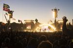 Hvor meget kunne man høre, hvis man stod helt nede bagved? Ikke ret meget, lød det fra flere festivalgængere under Eminems koncert. 
   Loftlund Olivia