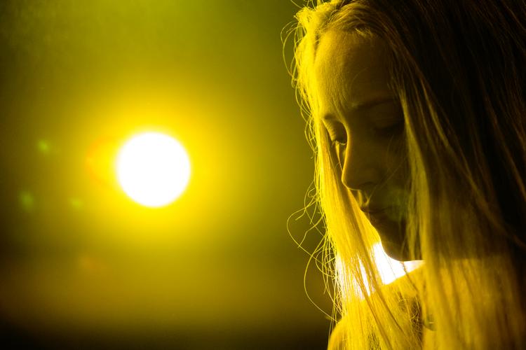 Solen har gemt sig væk torsdag, men på Pavilion indtog The Weather Station scenen og varmede publikum med deres musik.  Andreas Haubjerg/POLFOTO