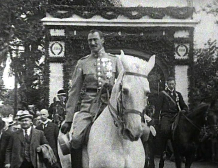 I 2020 er det 100 år siden, Sønderjylland blev genforenet med Danmark. Dette markerer DR med den nye tv-serie 'Grænseland', der kommer til at rulle over skærmene hver søndag. Pressefoto DR
