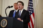 I en taler i Det Hvide Hus takker Brett Kavanaugh for udnævnelsen til ny højesteretsdommer. Evan Vucci/AP