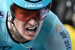 Jakob Fuglsang og de øvrige klassementskandidater uidsættes for skrap test i dag.
   Jeff Pachoud/Ritzau Scanpix