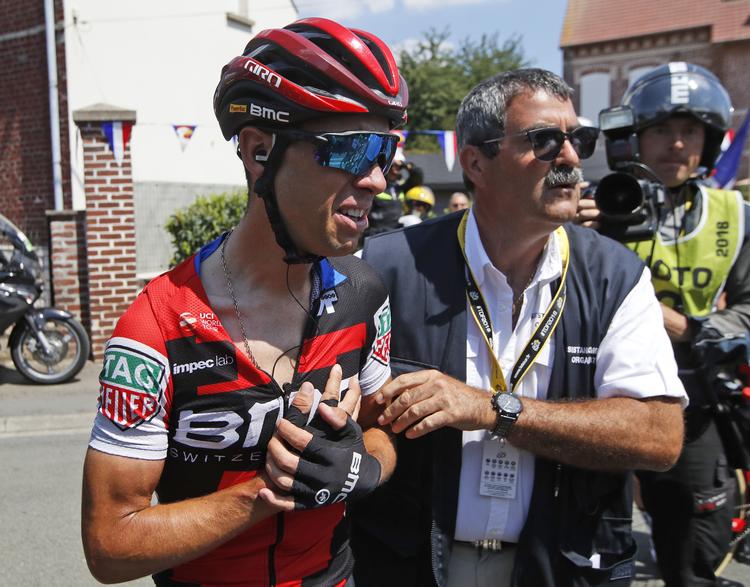 En lidende og dybt ulykkelig Richie Porte må sige farvel til Touren efter styrt.
   Christophe Ena/Ritzau Scanpix